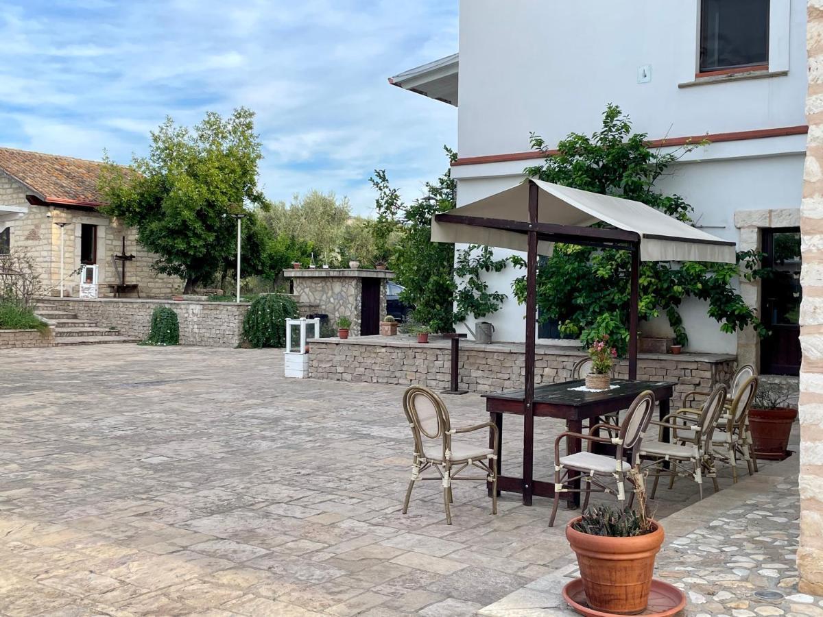 Agriturismo Biorussi Carpino Buitenkant foto